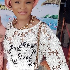 Meet your Posher, Titi